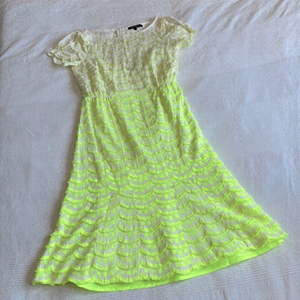 𝅺nanette Lepore Homecoming Lace Dress in Citron Size 4